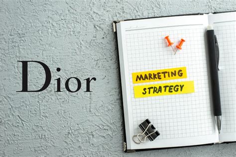 stratégie marketing dior parfums|Dior fashion strategy.